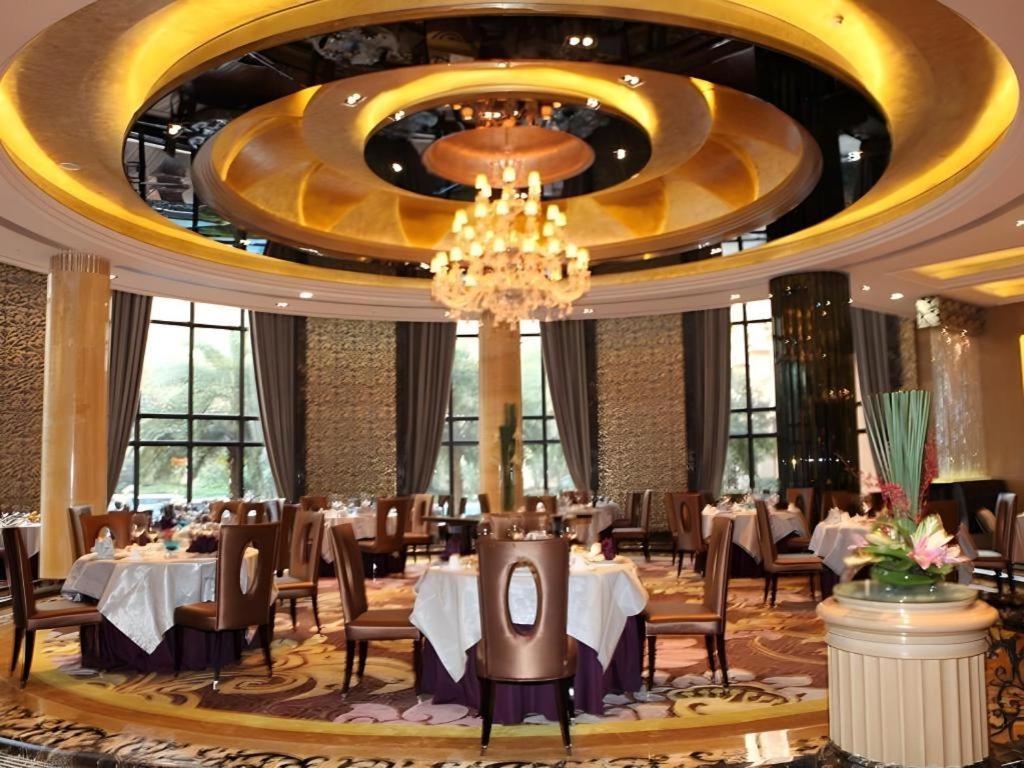Chateau Starriver Guangzhou Peninsula Exterior foto