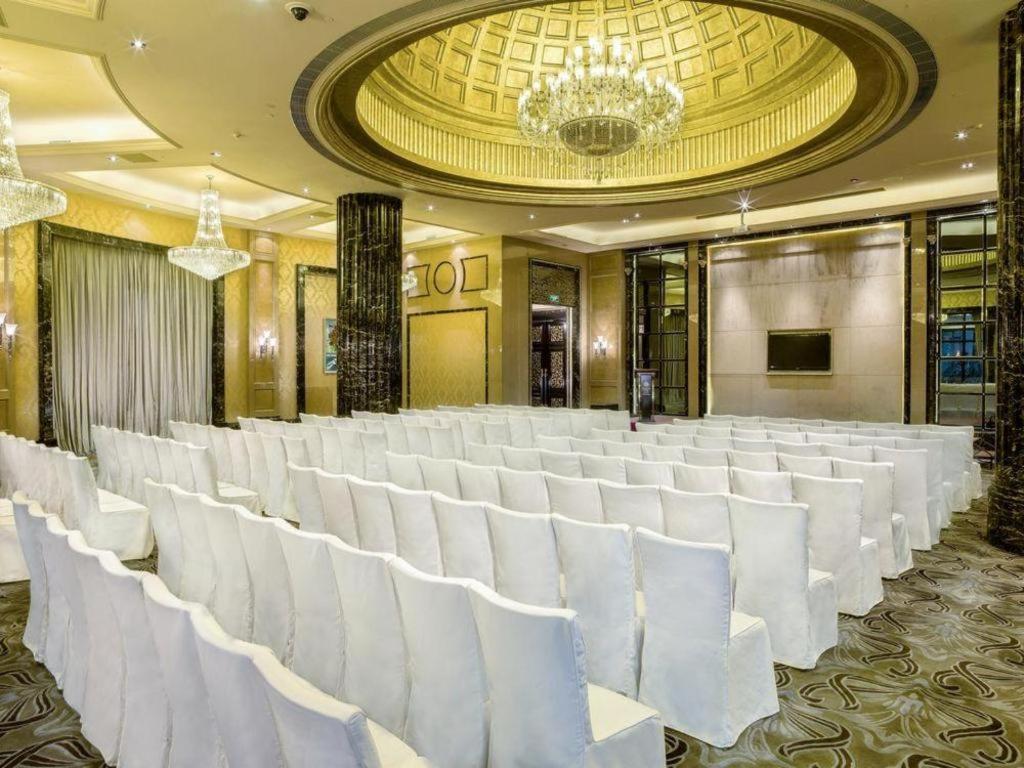 Chateau Starriver Guangzhou Peninsula Exterior foto